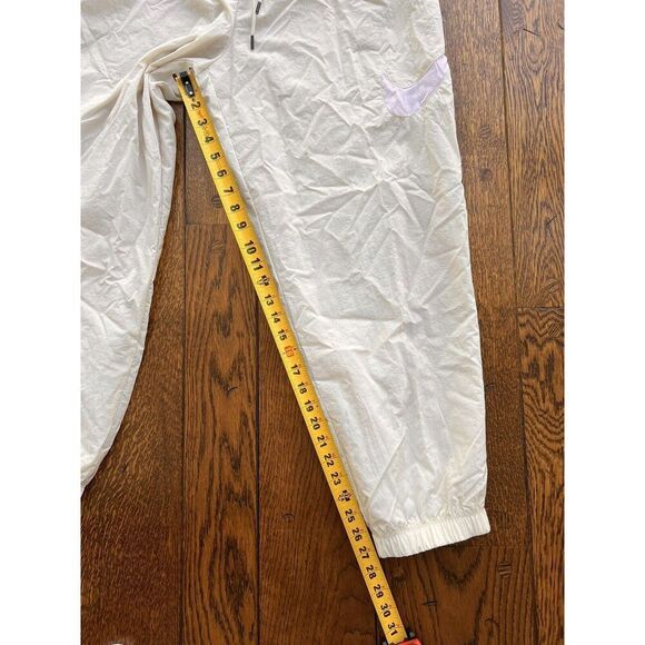 Nike White Women's parachute joggers - Picture 9 of 9